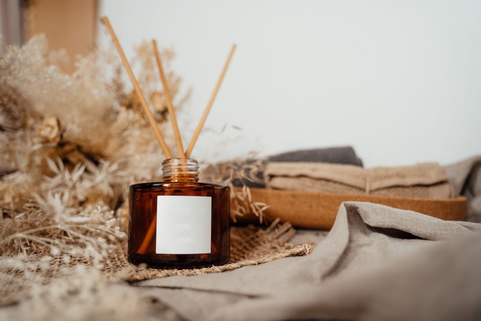 Elegant diffuser with fresh citrus scent Elegant diffuser with fresh citrus scent